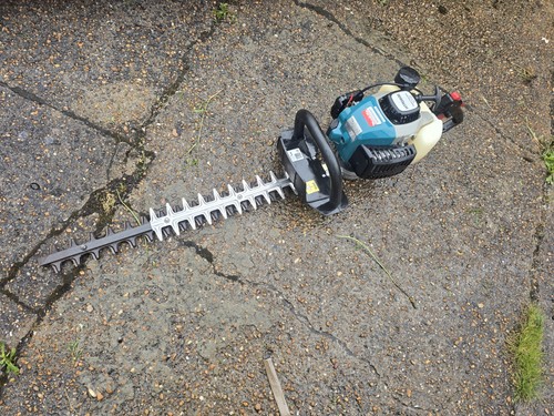 Makita double sided hedge - sided,